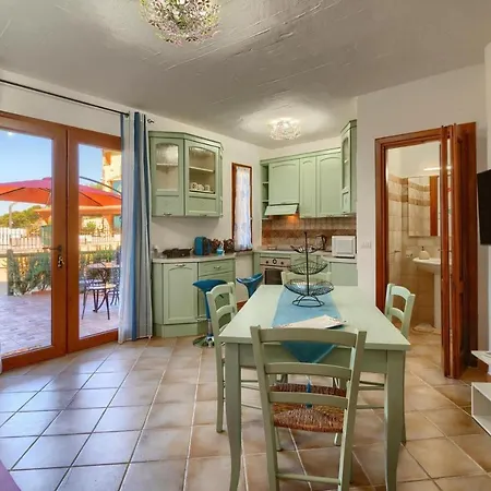 L'estasi Tanca Piras A Bordo Piscina Con Vista Mare Ferienhaus