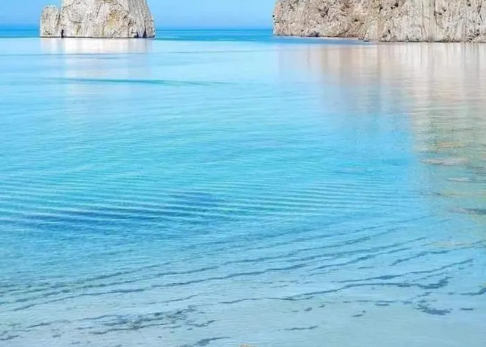 L'estasi Tanca Piras A Bordo Piscina Con Vista Mare Nyaraló