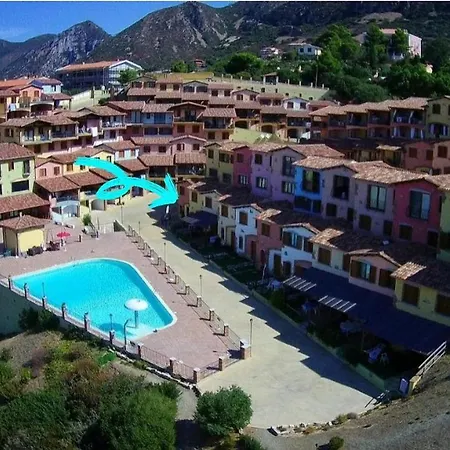 L'estasi Tanca Piras A Bordo Piscina Con Vista Mare Hébergement de vacances Nebida