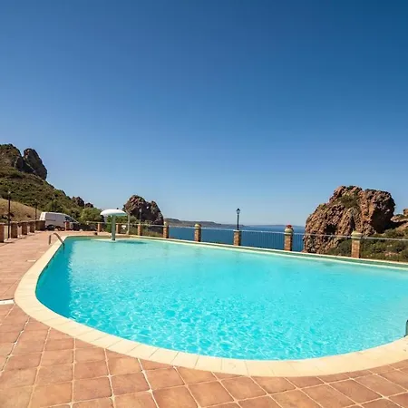 Holiday home L'estasi Tanca Piras A Bordo Piscina Con Vista Mare