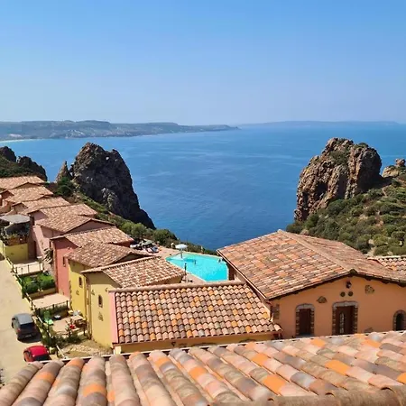 Hébergement de vacances L'estasi Tanca Piras A Bordo Piscina Con Vista Mare *