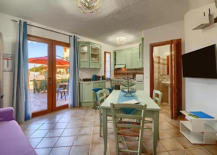 L'estasi Tanca Piras A Bordo Piscina Con Vista Mare Tatil Evi