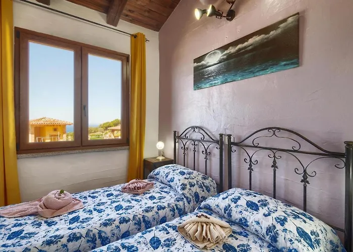 L'estasi Tanca Piras A Bordo Piscina Con Vista Mare Tatil Evi